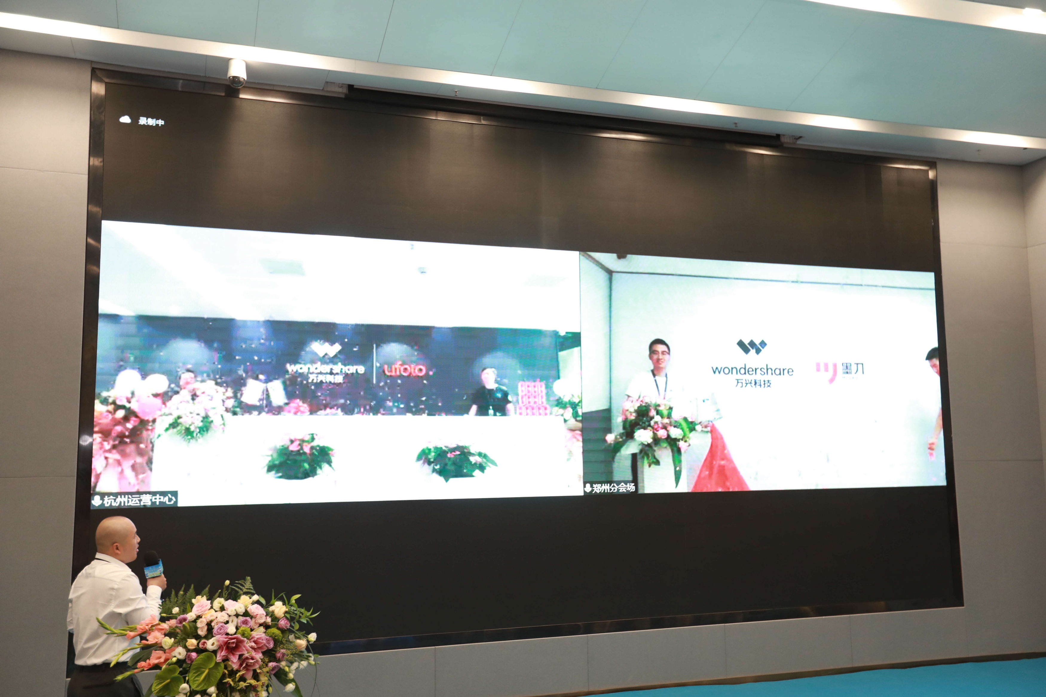 18%E5%91%A8%E5%B9%B4%E5%BA%862